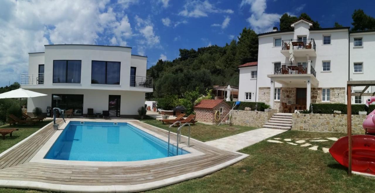 Villa Joy 4Ever Банёл Экстерьер фото